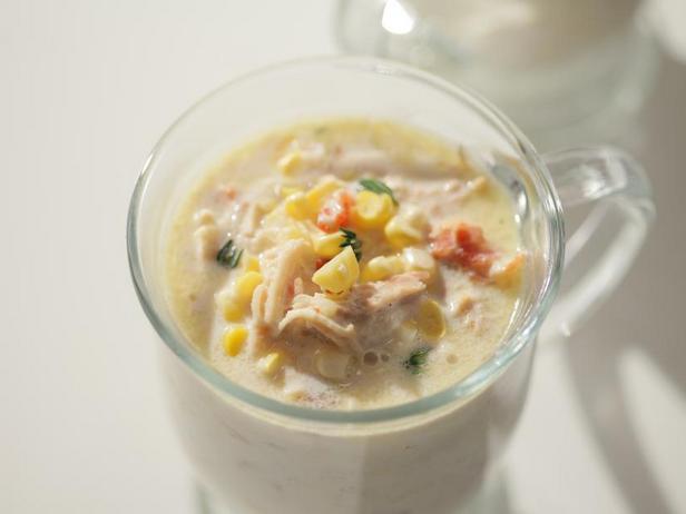 Чаудер с курицей и белой кукурузой - «Сезонные блюда»