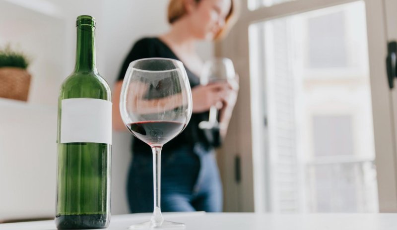 Остатки праздника: 7 гениальных идей, что можно сделать с недопитым вином - «Кулинарные рецепты»